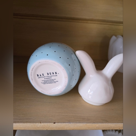 Lovely Rae Dunn Bunny Jar - Picture 4 of 4
